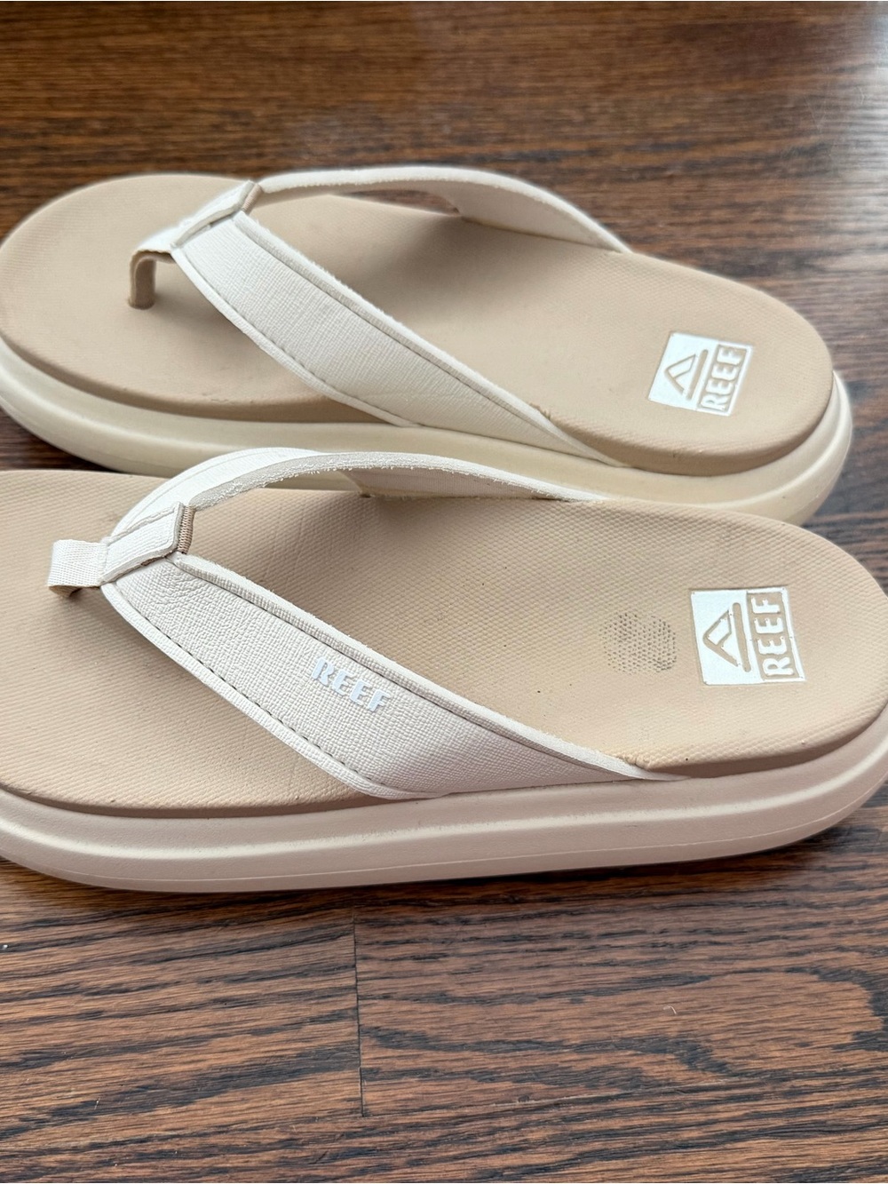 Reef Thick Cushion Bounce Beach Sandal - Cream